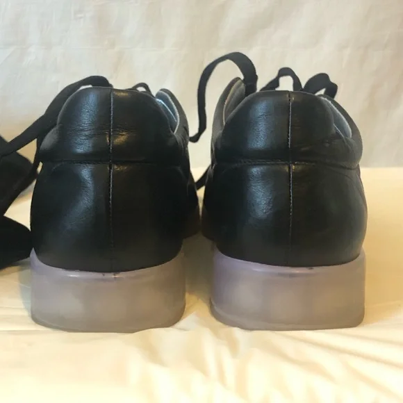 Chanel black leather sneakers # 94669 authentic in original box with dust bag - Picture 7 of 11